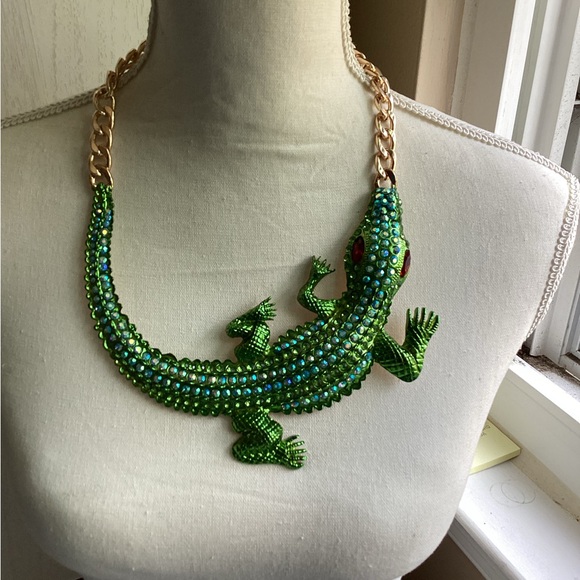 Minimal Necklace, Statement COLLAR, Thin Multilayered - Picture 3 of 14